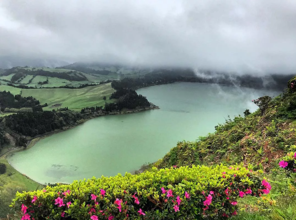 Азорские острова – архипелаг в водах Атлантического океана
