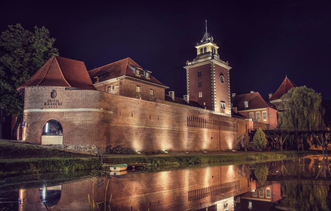 Замок в Лидзбарке-Варминском