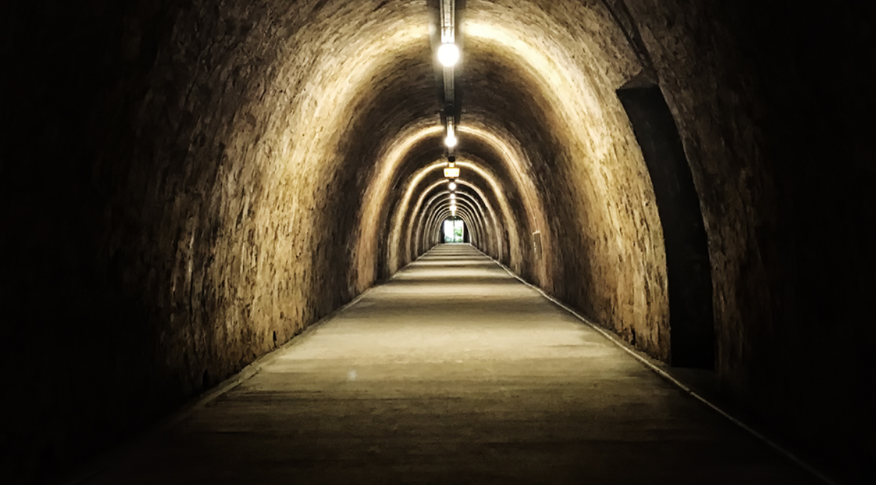 Туннель Грич Gric Загреба