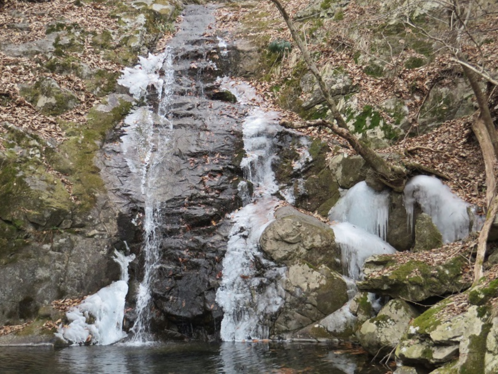 Водопад в Чхунчхон - Намдо