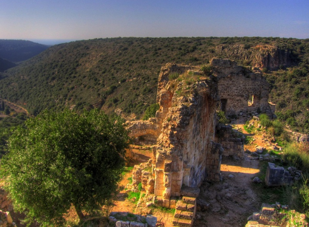 В Верхней Галилее расположен горный массив Мерон