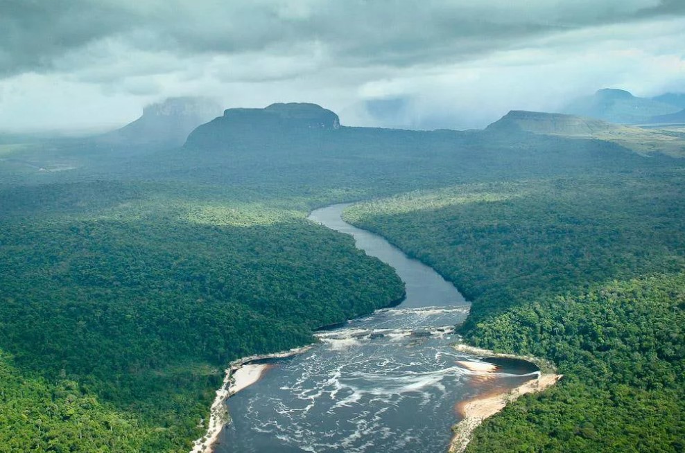 Национальный парк Канайма – второй по величине природный резерват Венесуэлы