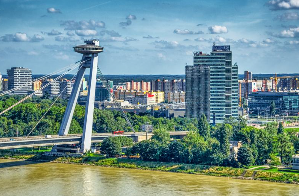 Мост СНП — вантовый мост через реку Дунай