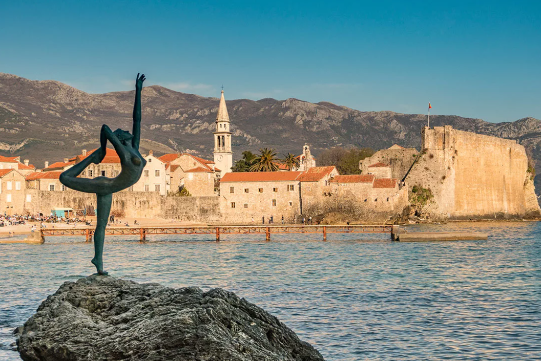 Танцовщица из Будвы