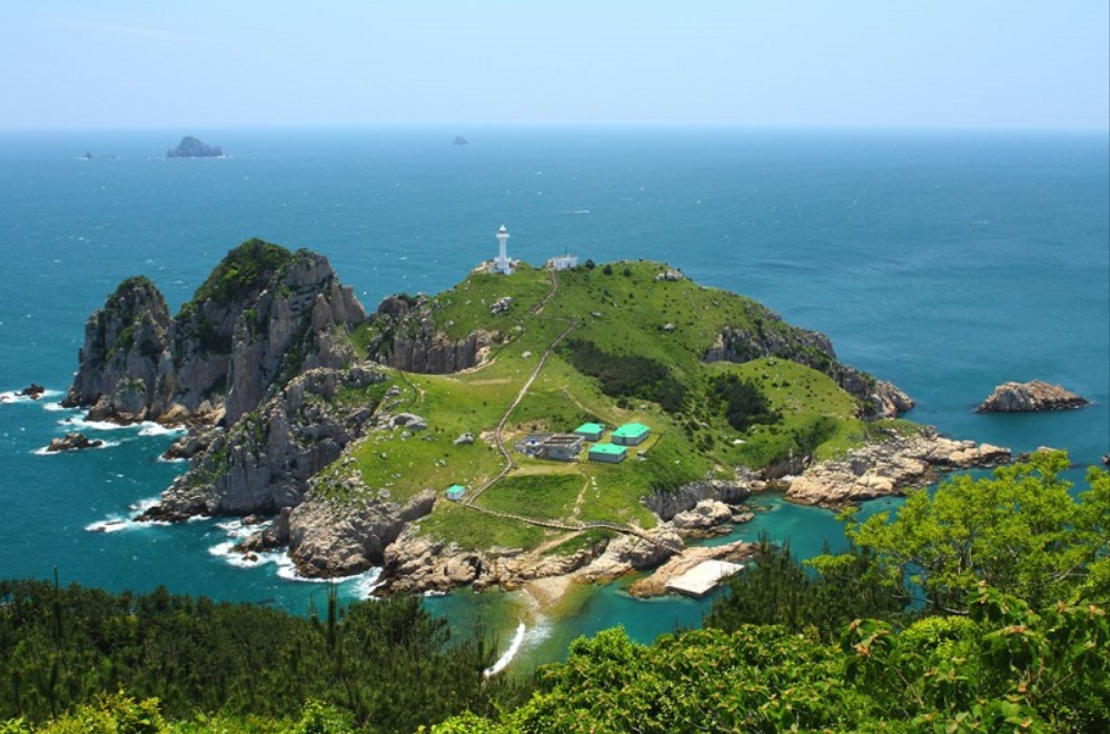 Достоинство Кёнсан-Намдо — морские и горные пейзажи