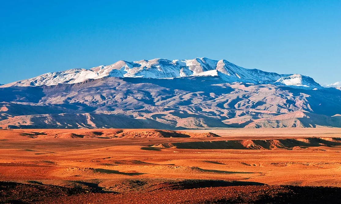 Атласские горы отделяют атлантическое побережье Марокко от пустыни Сахара.