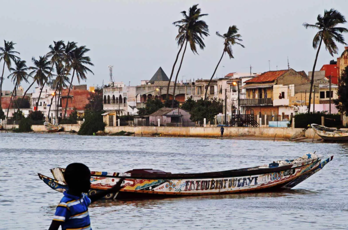 Сен-Луи — старый колониальный город в Сенегале