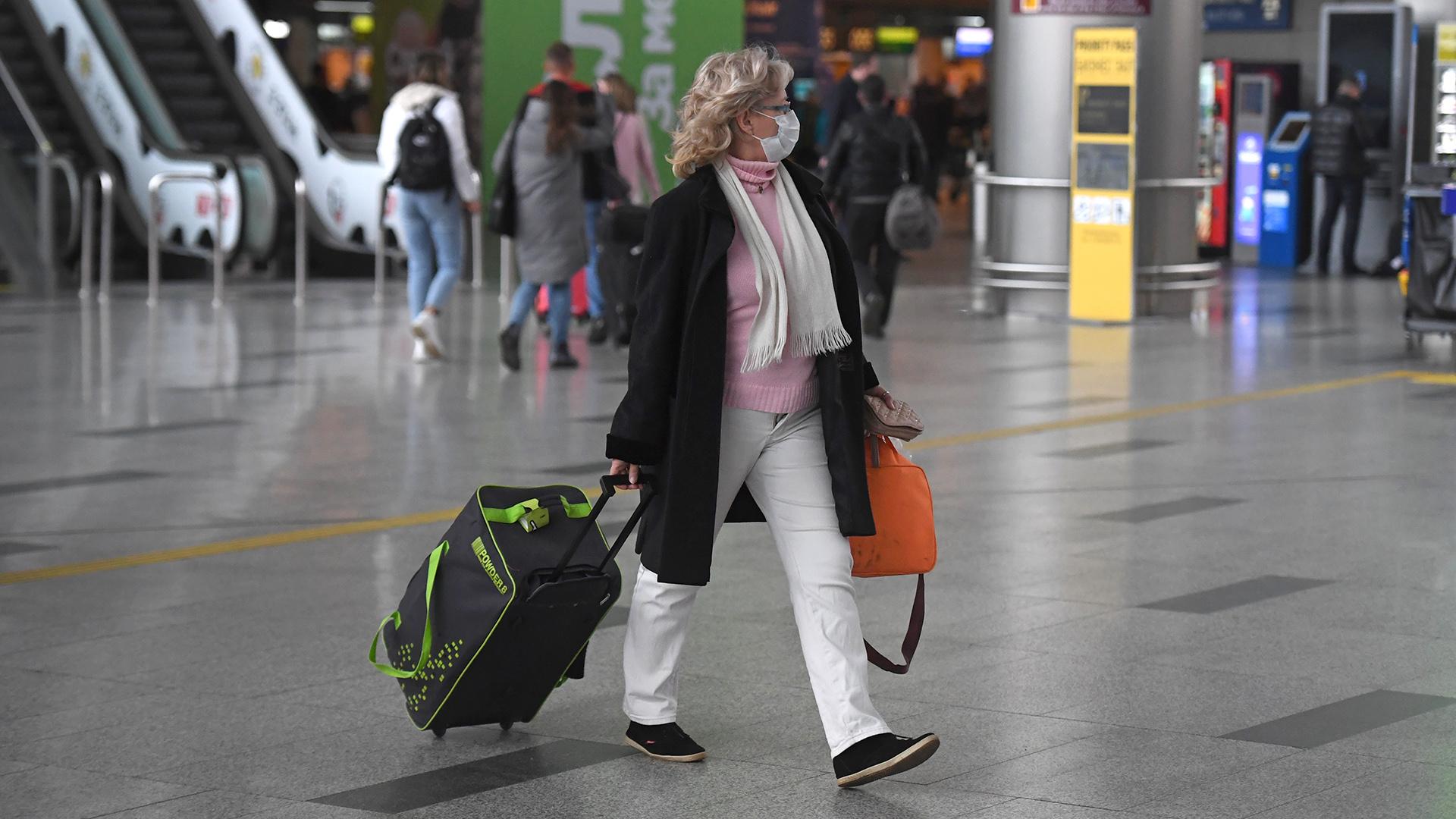 Германия отменила карантин для привитых иностранцев, но не для туристов