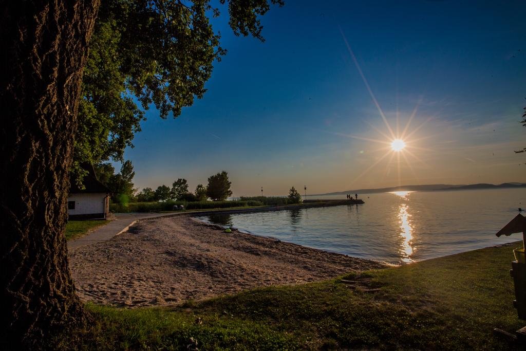 Фоньод – это древнее поселение на побережье озера Балатон