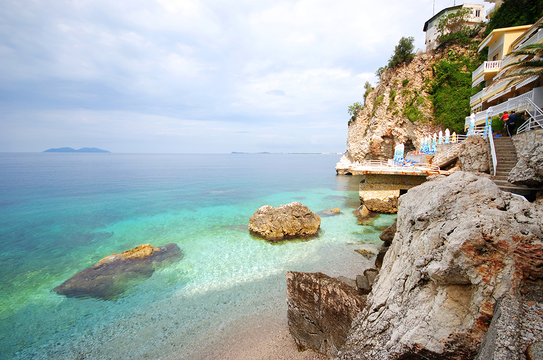 Влёра — город на юге Албании