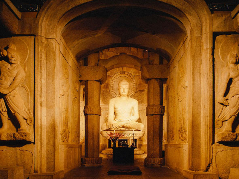 Грот Соккурам в Кёнджу