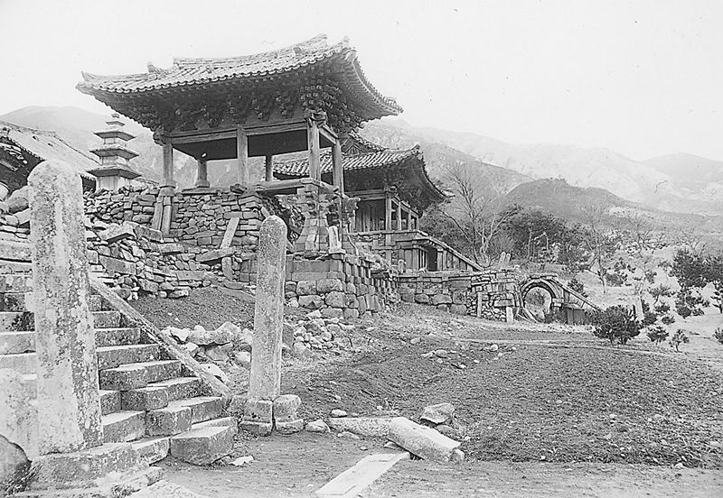 В 1995 году Кёнджу был объединен с уездом Вольсон