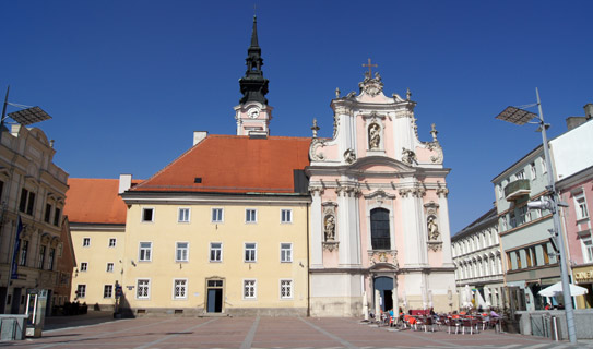 Францисканская церковь в Санкт-Пёльтене (Franziskanerkirche St. Polten)