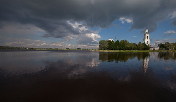 Место слияния рек Соги, Согожи и Пертомки Место слияния рек Соги, Согожи и Пертомки