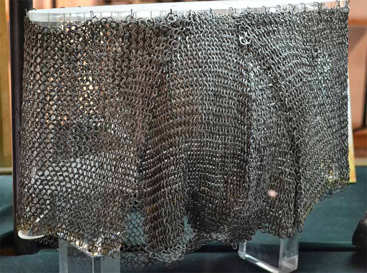 Рыцарские трусы в музее замка Мальборк