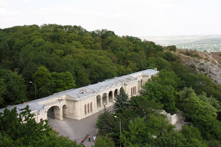 Академическая галерея