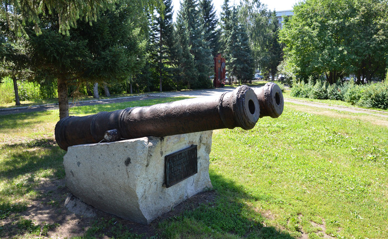 Пушки Бийской крепости Пушки Бийской крепости