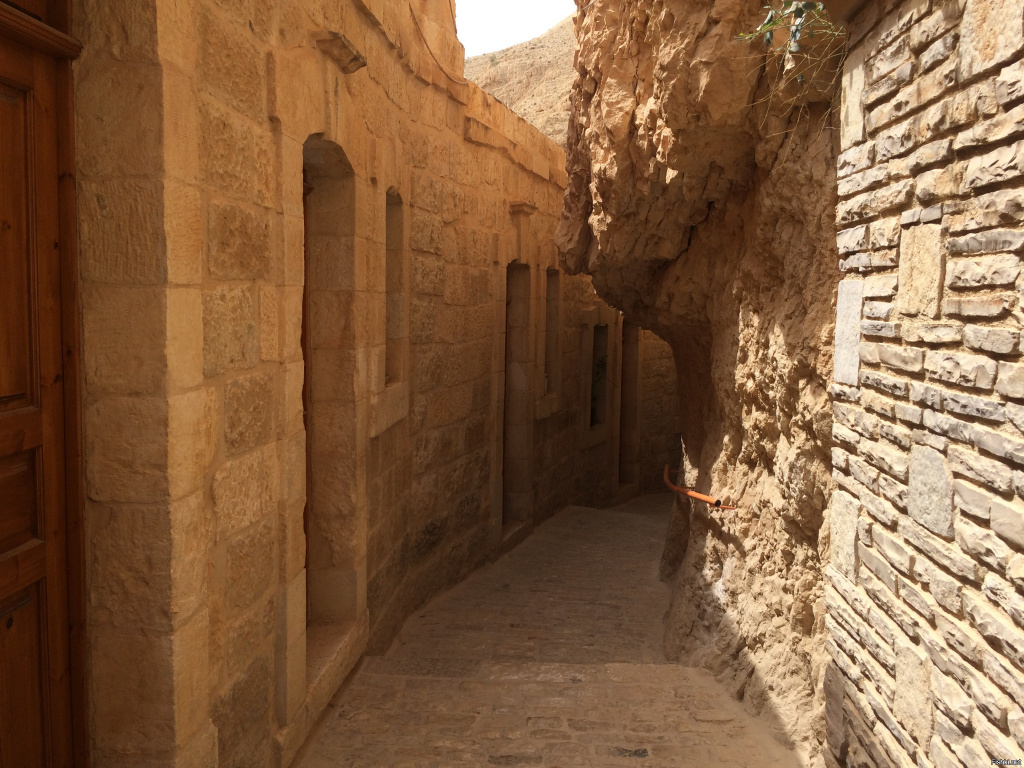 Монастырь Искушения (Каранталь) Монастырь Искушения (Каранталь)