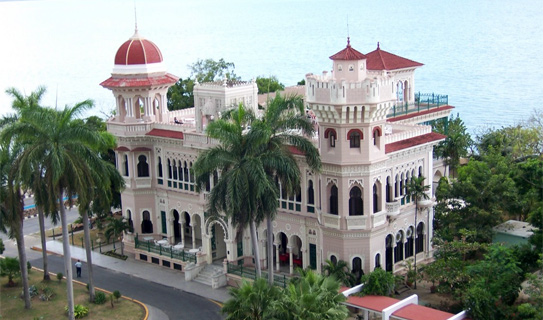 Дворец Валье (Palacio de Valle)