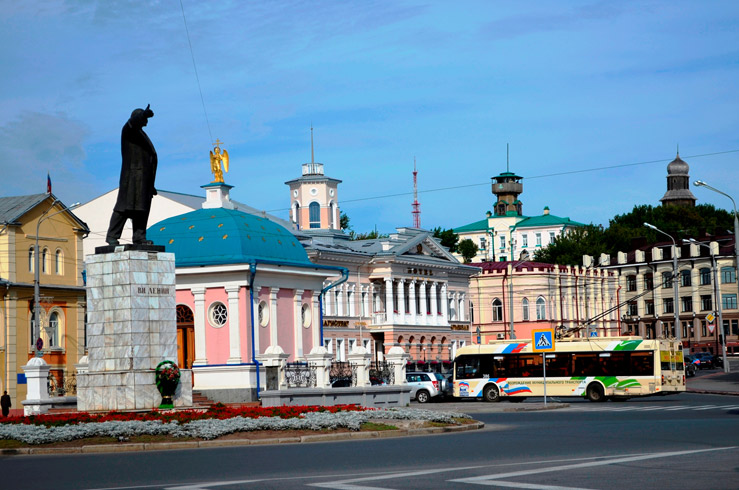 Площадь Ленина в Томске Площадь Ленина в Томске