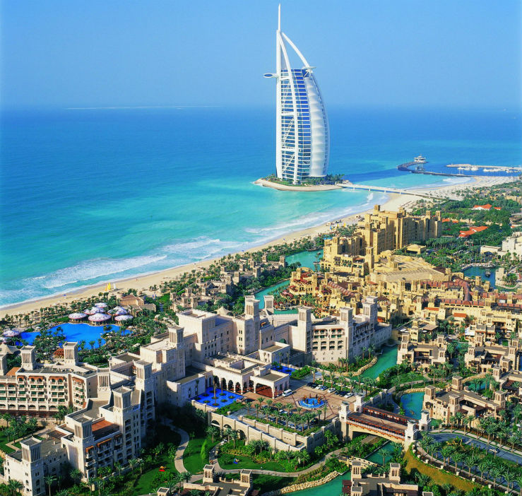 Дубайская Венеция – район Мадинат Джумейра