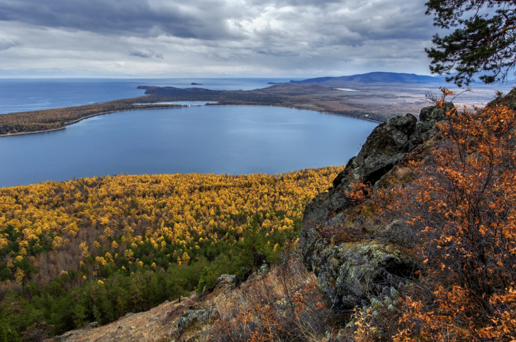 Вид на Слюдянские озёра Вид на Слюдянские озёра
