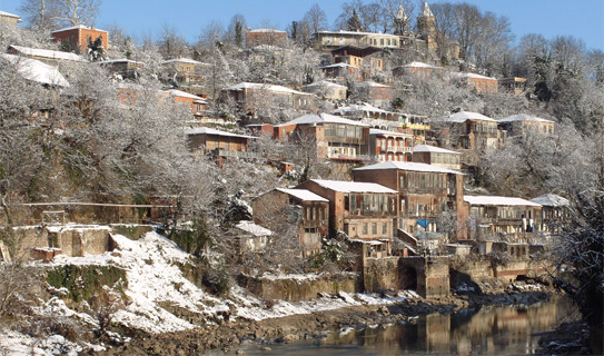 Старая правобережная часть Кутаиси Старая правобережная часть Кутаиси