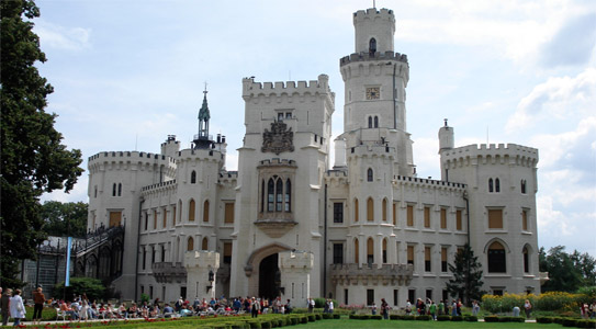 Замок Глубока-над-Влтавой