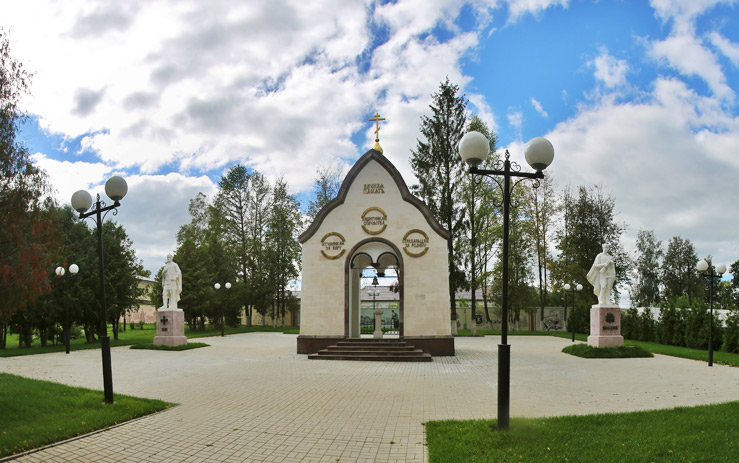 Мемориальная площадь в Козельске Мемориальная площадь в Козельске