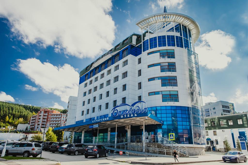 Отель с аквапарком Беловодье Отель с аквапарком Беловодье