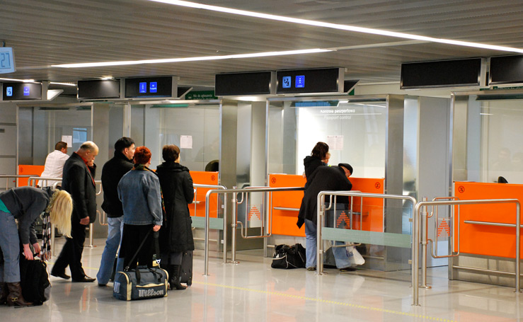 Албания опять отменила визы для российских туристов Албания опять отменила визы для российских туристов