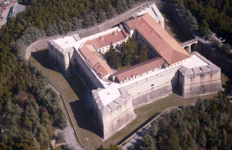 Испанский форт (Forte Spagnolo)