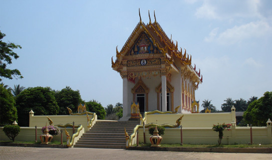 Ват Кхунарам-Ко-Самуи (Wat Khunaram Ko Samui)