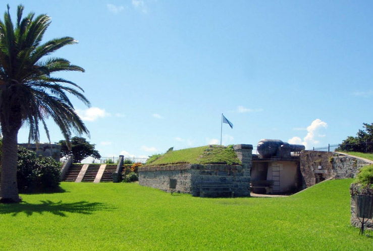 Форт-Гамильтон (Fort Hamilton)