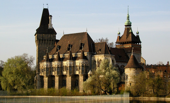 Замок Вайдахуняд Замок Вайдахуняд