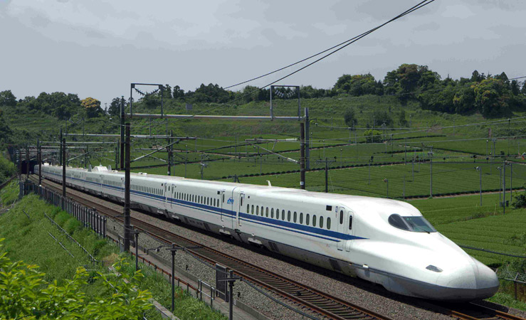 Самые быстрые пассажирские поезда в Японии - Синкасэн