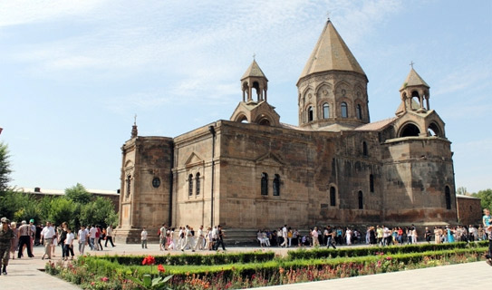Эчмиадзинский кафедральный собор (Etchmiadzin Cathedral)