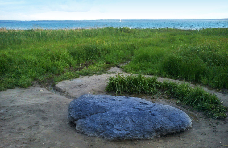 Синий камень Синий камень